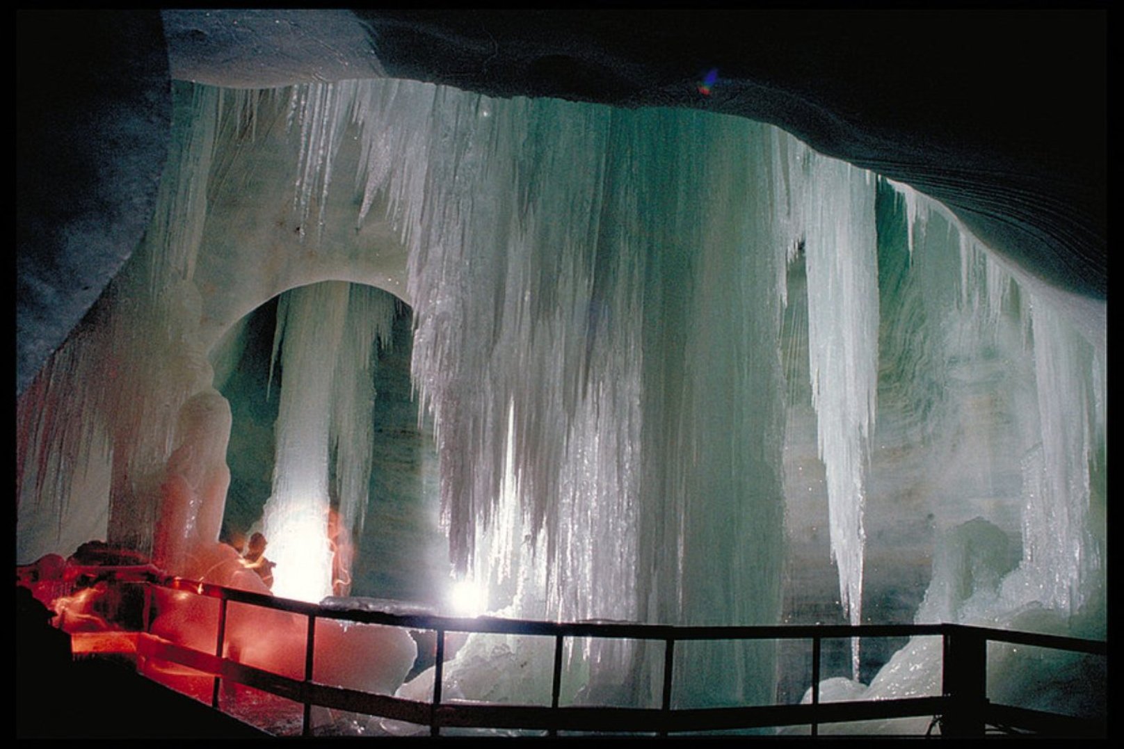 46-Dachstein-Eishöhle2